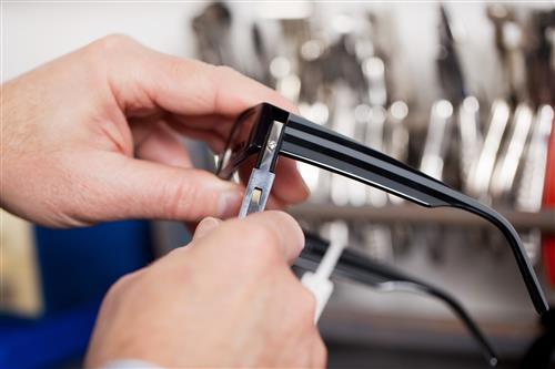 glasses_repair_gloucestershire